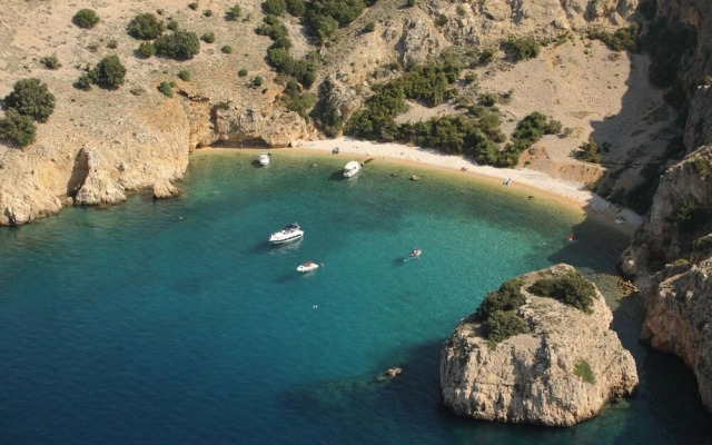 Mari - Modern Holiday House Close to sea - H