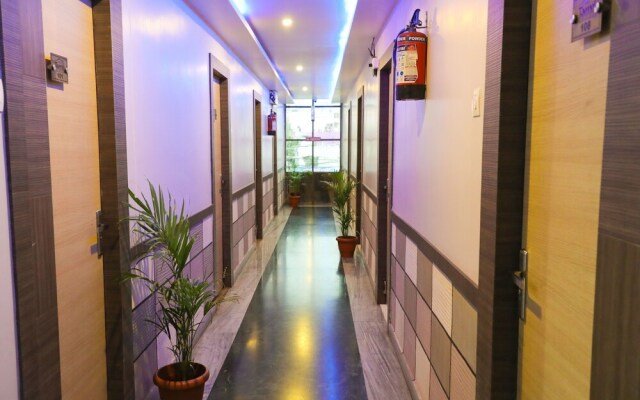 OYO 6646 Hotel Tanvi Grand