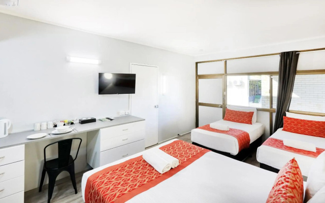 Tropical Gate Motor Inn