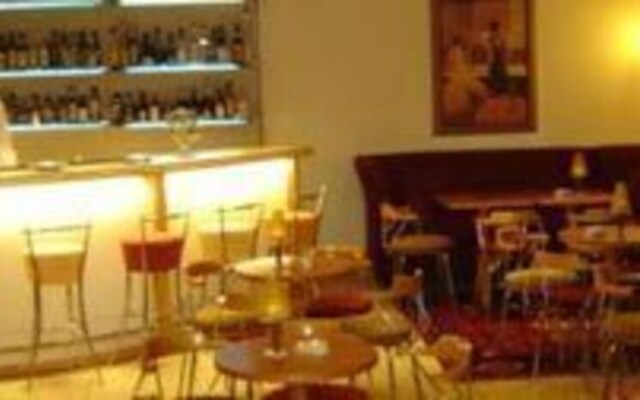 Nepheli Hotel