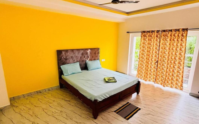 Beach House Hotel