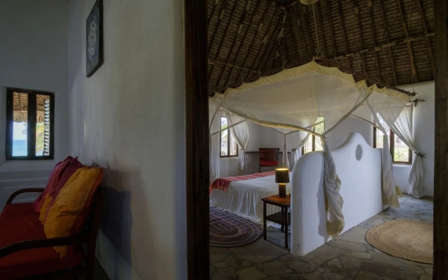 The Tides Lodge