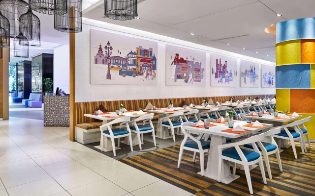 Days Hotel Singapore at Zhongshan Park