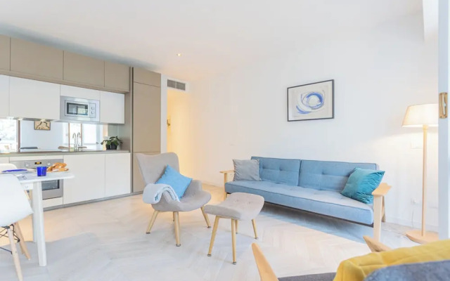 Your Private Harbour Nearby George Clooney by Rent all Como