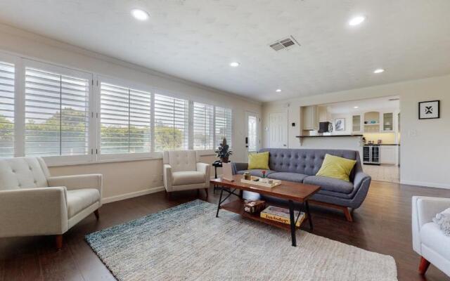 PRIVATE 4BR Near LAX & Beaches Playa Vista
