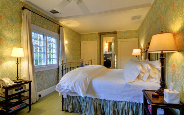 The Baker House 1650