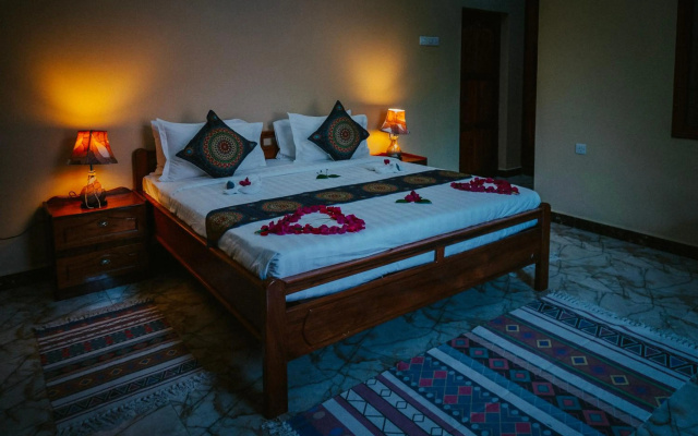 Sunny Palms Beach Bungalows