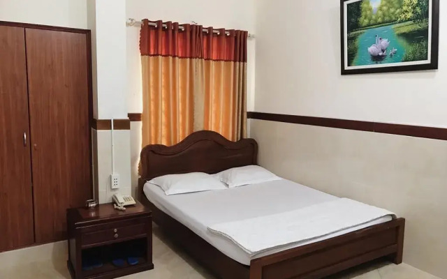 Tan Cuu Long Hotel