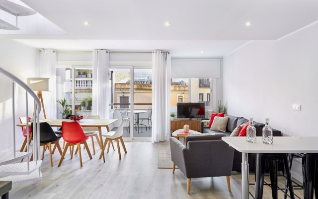 UD - MA31 Apartment with terrace (3BR) 4 - MID STAY RENTALS