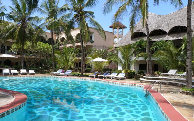 Aquarius Club International Resort