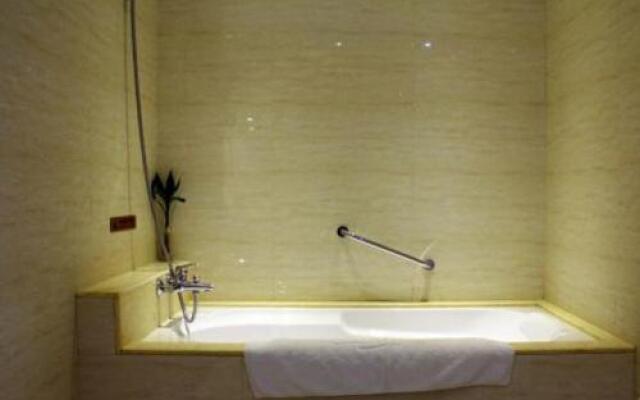Huijin Holiday Hotel