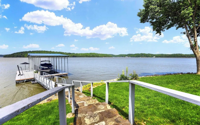 For the View Lakeside Launchpad! Great Location