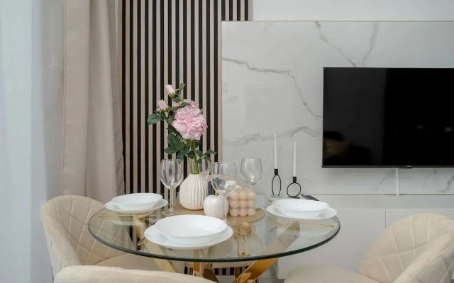 Kępa Mieszczańska Apartament by Renters