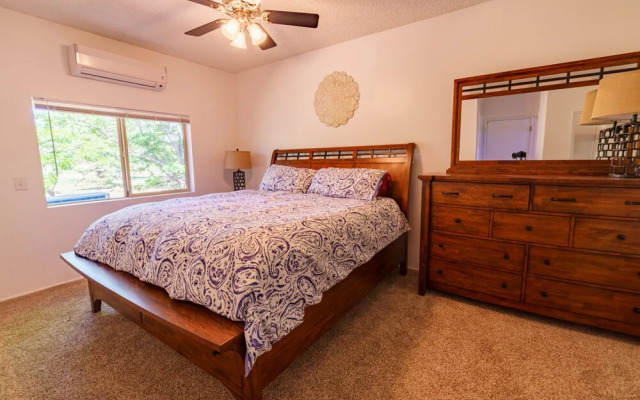 Fairway Cabin 3 Bedroom Home