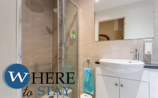 Beautiful 2bed Ground-f Pitt St. Apartment