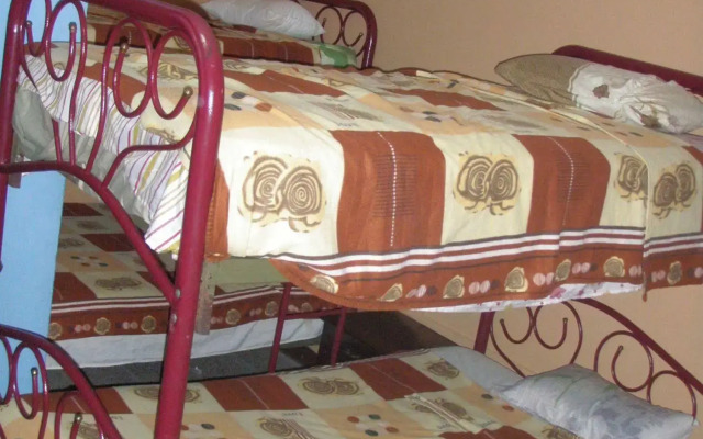 Hotel Eloy Alfaro - Hostel