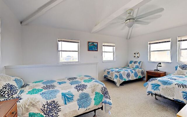 12 La Playa by RedAwning