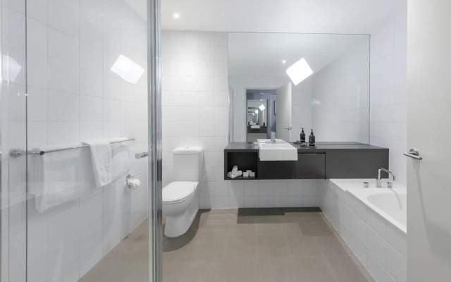 Mantra Melbourne Melton