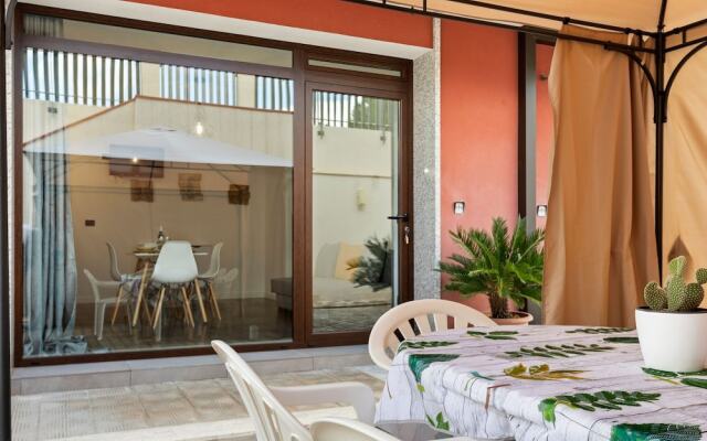 Elegant Apartment in Avola near Sea Beach