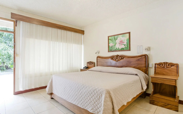 Hotel Boyeros