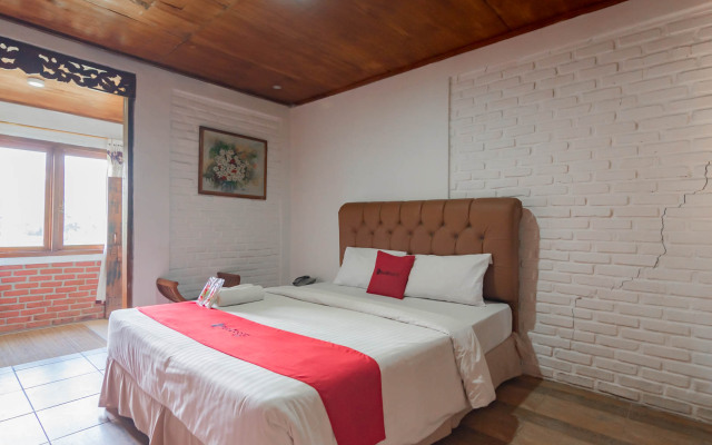 RedDoorz near Kampung Gajah 2