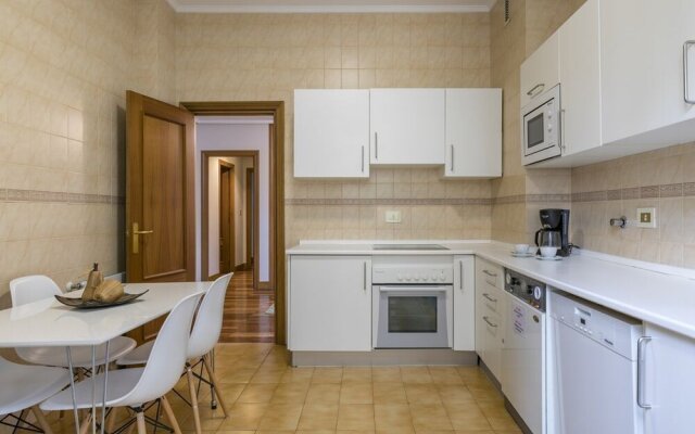 Gran Via 3 By Forever Rentals 3 Bedroom Apartment With Wifi In Abando Groups
