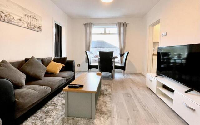 Kingsbridge Apartment