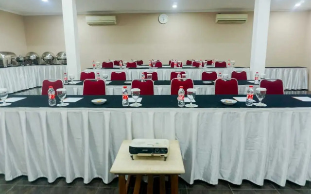 C'One Hotel Cempaka Putih