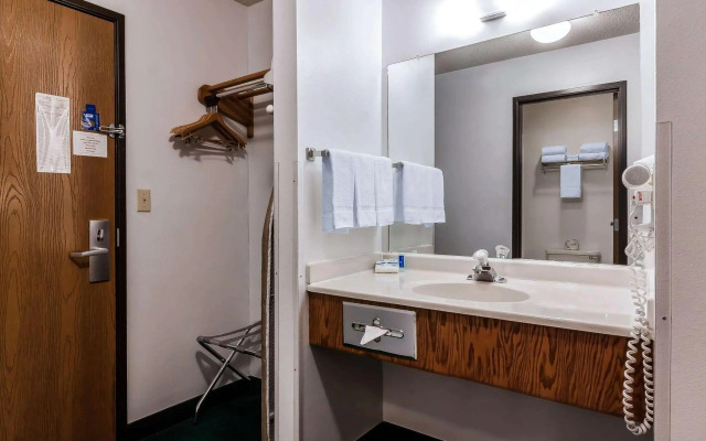 Rodeway Inn