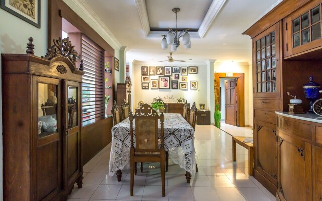OYO 1059 Roemah Oma Guest House
