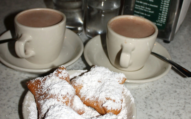 Residences Du Carondelet by Hosteeva