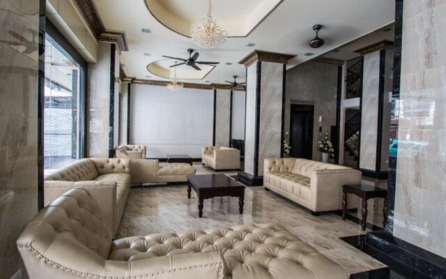 Nida Rooms Regal Marble Hotel