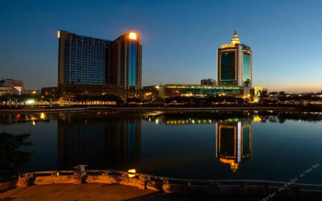 Grand Honor International Hotel