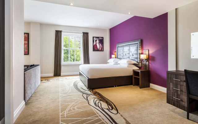 The Daffodil Hotel
