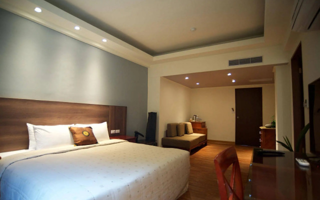 Newjhihben Hotel