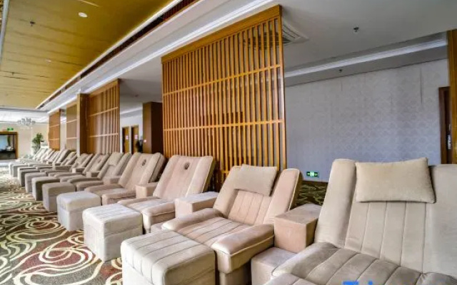 Golden Apple Hot Spring Hotel – Business – Anshun