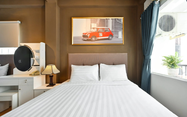 The Noble Swan Wood Park Hotel