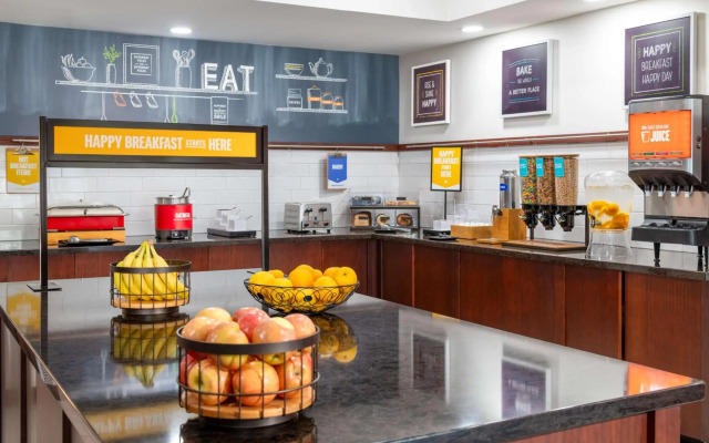 Hampton Inn & Suites Sacramento-Cal Expo