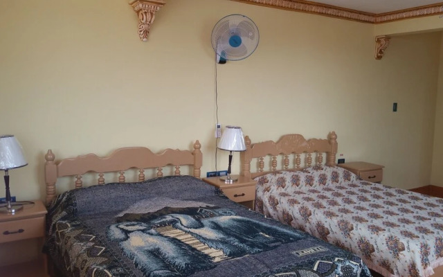 Hostal Sr.Handy Santalla