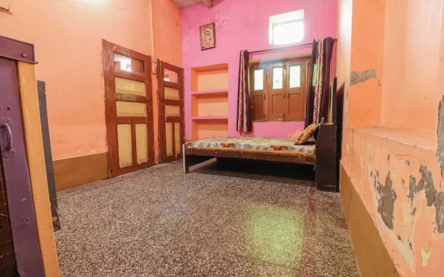 Laxmi Bhawan Dharamshala Mathura