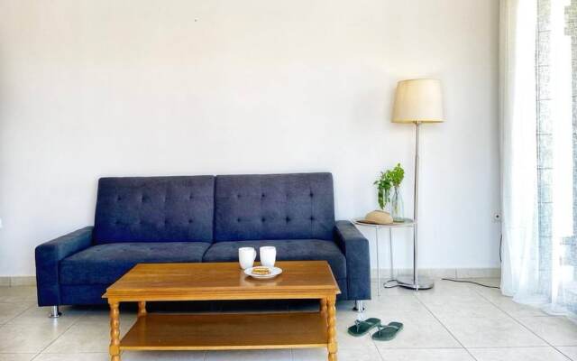 Seaside apartment, walking distance to the beach.