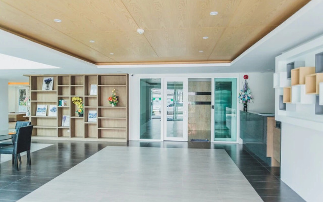 Ozone Condotel Kata Beach