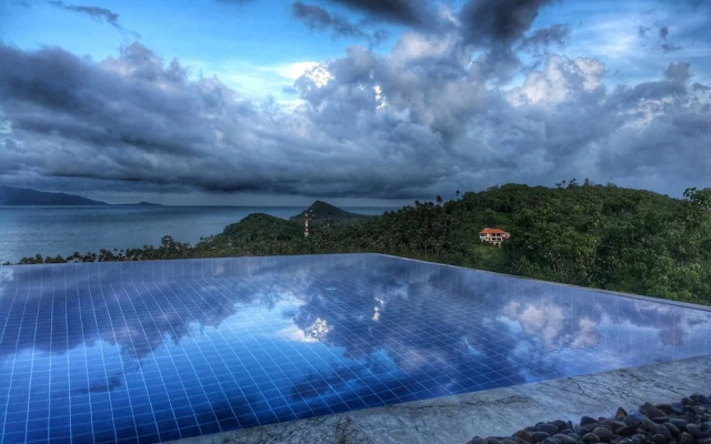 Secluded Villa With Private Pool and Breathtaking Sea Views