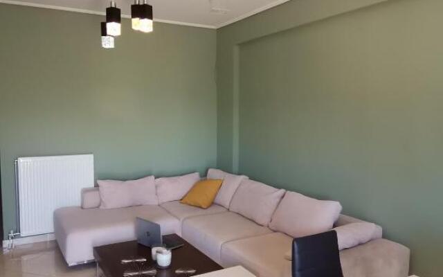 Quiet apartment in a private house