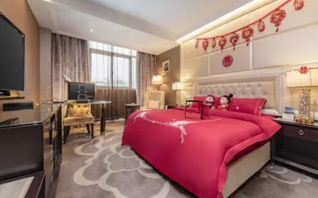 Landscape Holiday Hotel