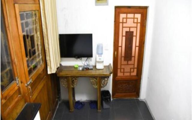 On The Way Hostel- Nine Rooms