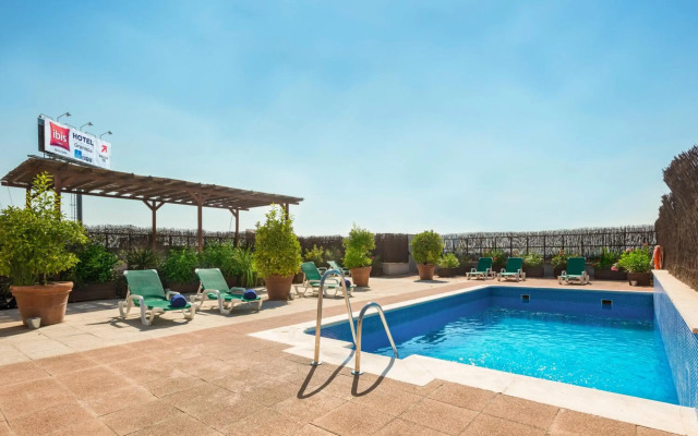 ibis Granada