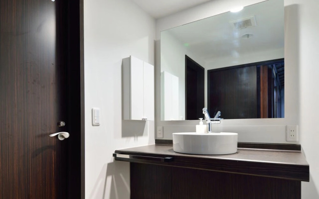 Takeya Kitano Honkan