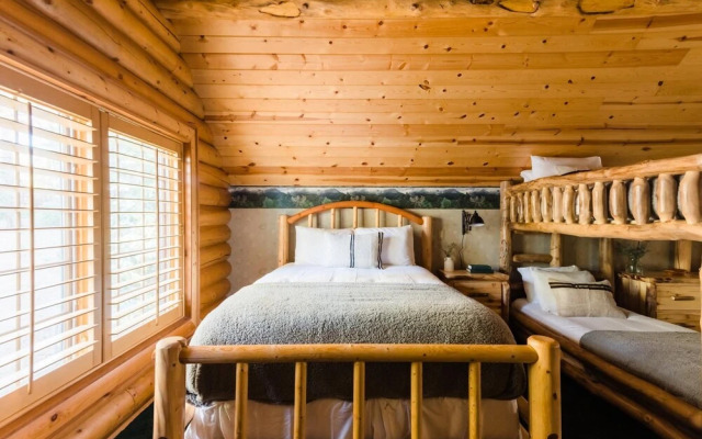 Evergreen Dr - Grizzly