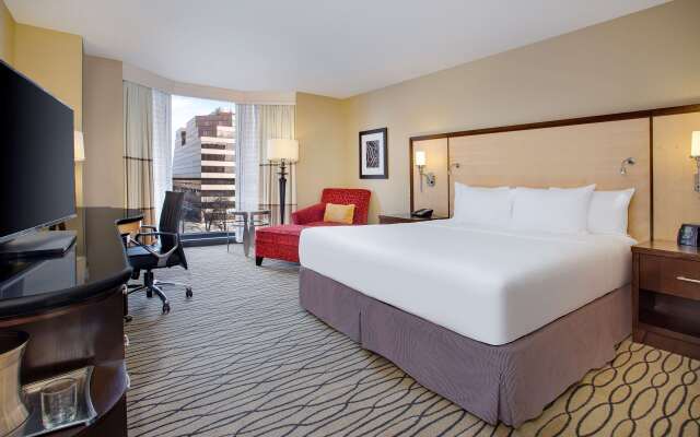 Hilton Rosemont Chicago O'Hare